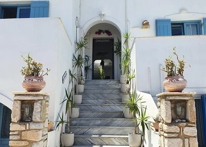Augusta Studios & Apartments